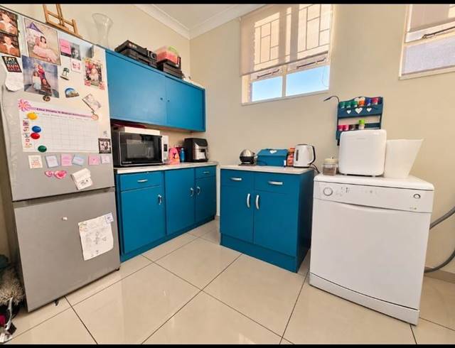 2 BEDROOM APARTMENT FOR SALE IN ALBERTON NORTH
